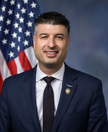 Official portrait of Tom Barrett