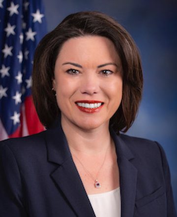 Official portrait of Angie Craig