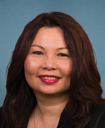 Official portrait of Tammy Duckworth