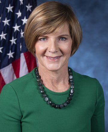 Official portrait of Susie Lee