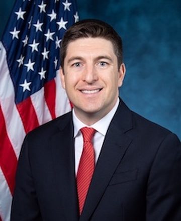 Official portrait of Bryan Steil