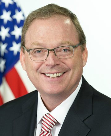 Official portrait of Kevin Hassett